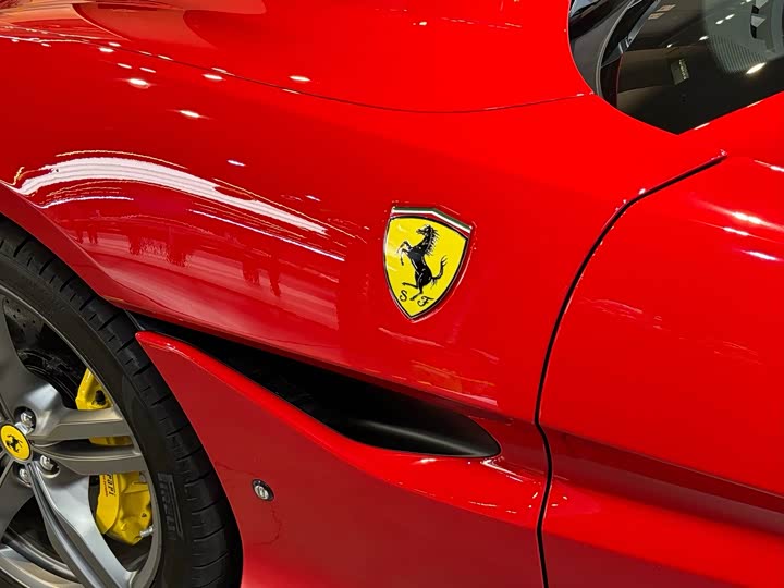 صورة 9 - Ferrari Portofino