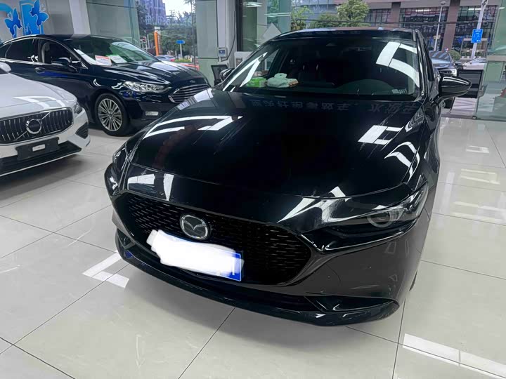 Mazda 3 (Axela) 2025 2025款 2.0L 自动质臻版