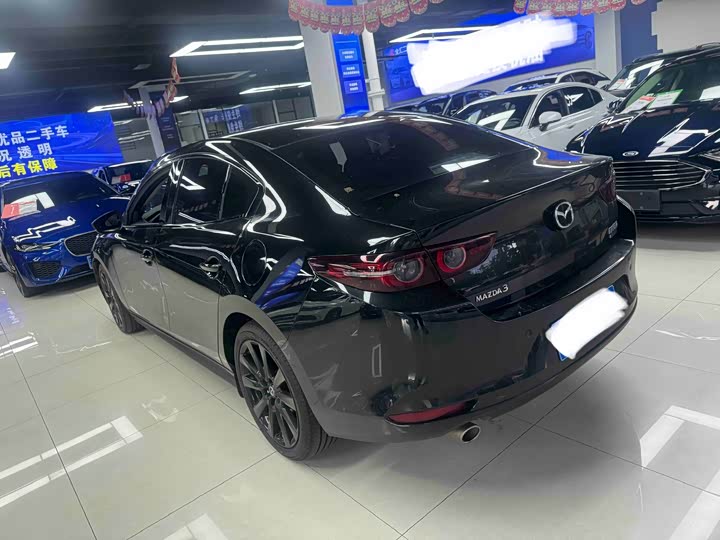 Mazda 3 (Axela) 2025 2025款 2.0L 自动质臻版
