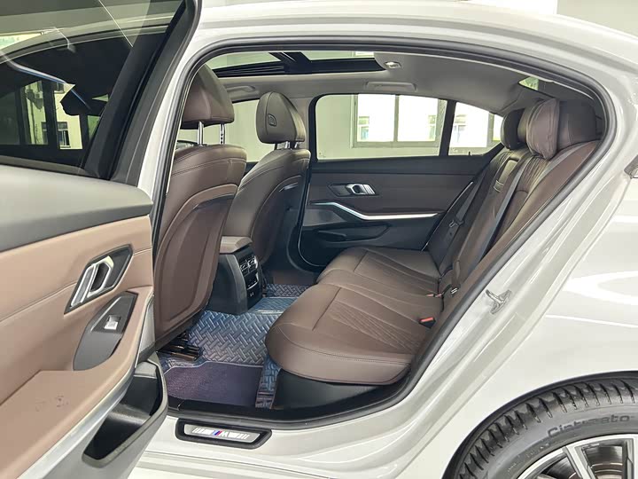Фото 7 - BMW 3 Series