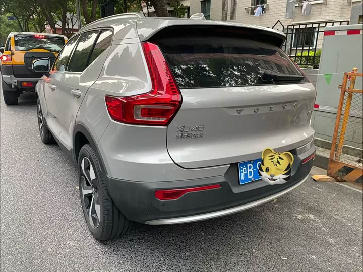 Volvo XC40 2024 2024款 B4 四驱智远豪华版