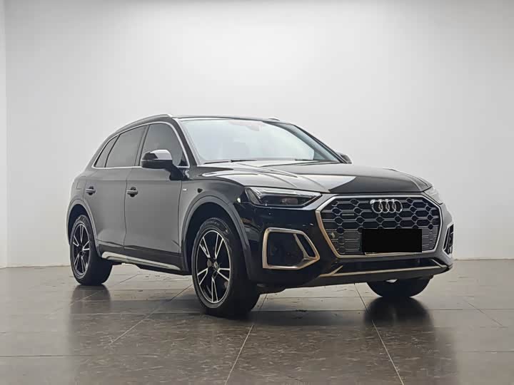 Фото 3 - Audi Q5L