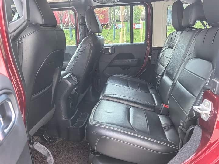 Jeep Wrangler Hybrid 2021 2021款 四门 2.0T 4xe 撒哈拉先行版