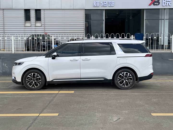 2021 Kia Carnival