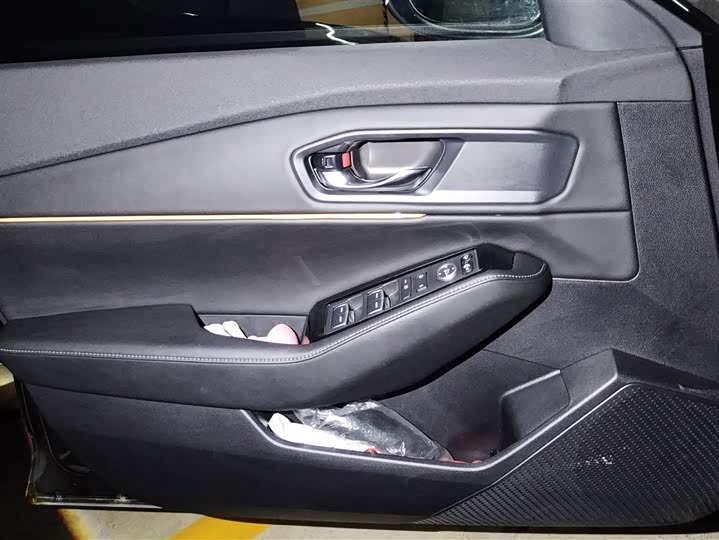 Honda Accord 2025 2025款 运动系列 260TURBO 豪华版