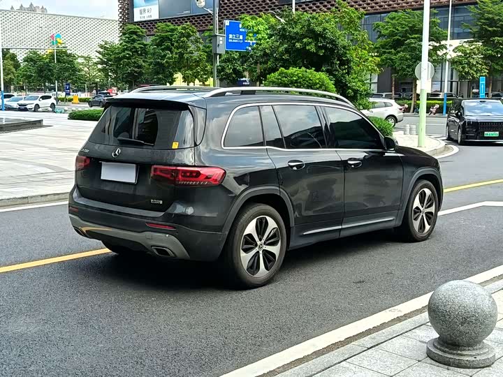 Mercedes-Benz GLB-Class 2022 2022款 GLB 200 时尚型