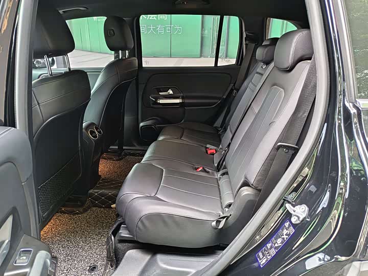 Mercedes-Benz GLB-Class 2022 2022款 GLB 200 时尚型