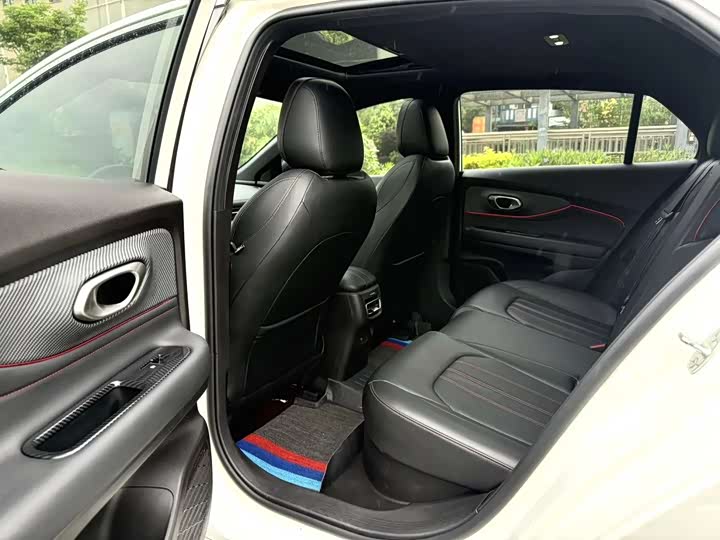 Фото 7 - GAC Trumpchi Empow R