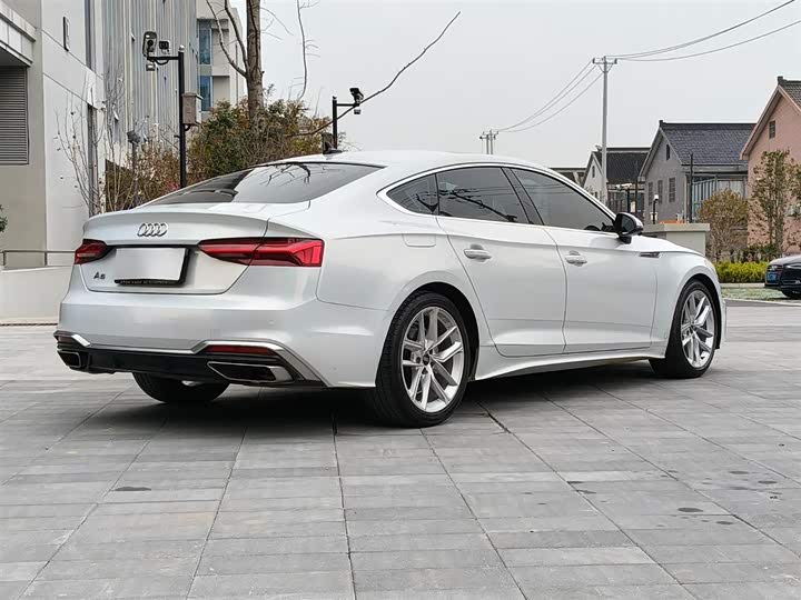 Zdjęcie 6 - Audi A5