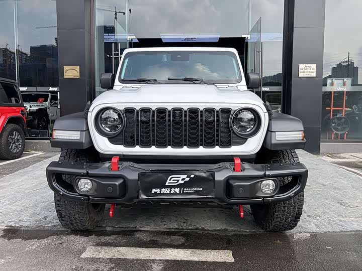 Фото 2 - Jeep Wrangler
