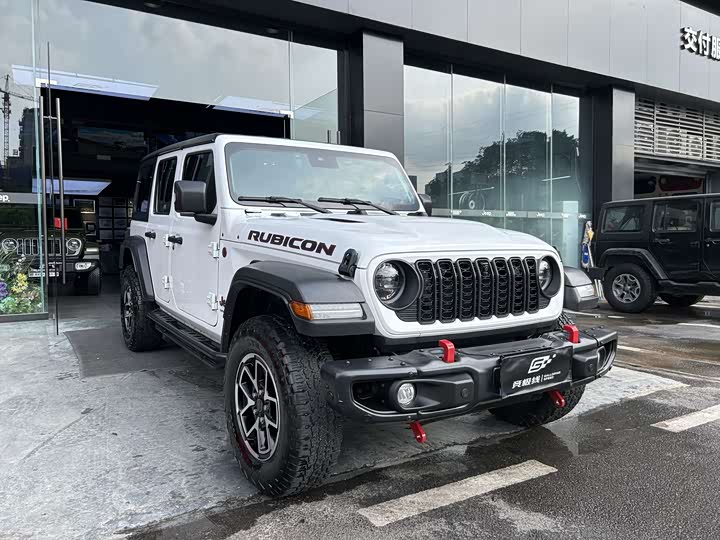 Фото 3 - Jeep Wrangler