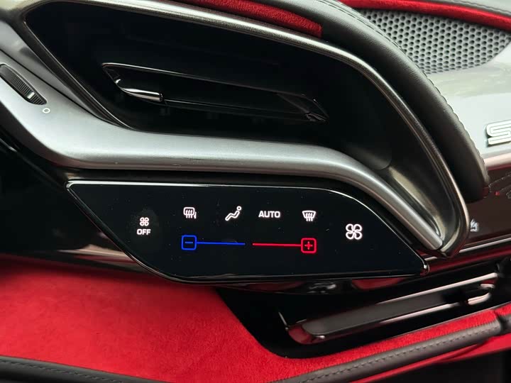 Ferrari SF90 2020 2020款 3.9T V8 Stradale