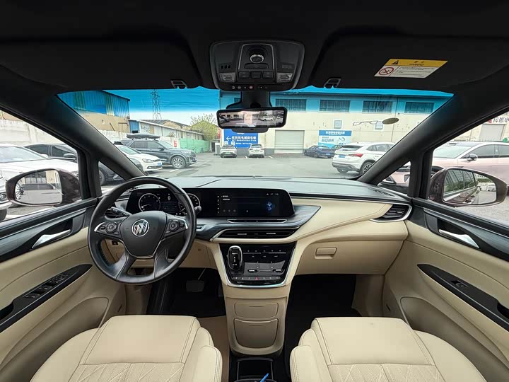 Фото 4 - Buick GL8 ES