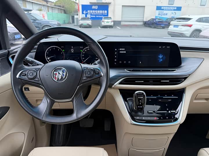 Фото 6 - Buick GL8 ES