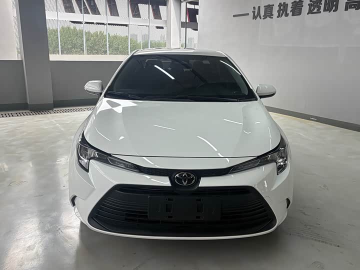 Toyota Levin 2024 2024款 智能电混双擎 1.8L 领先版