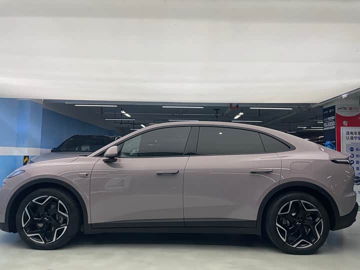 صورة 5 - Nio Onvo L60