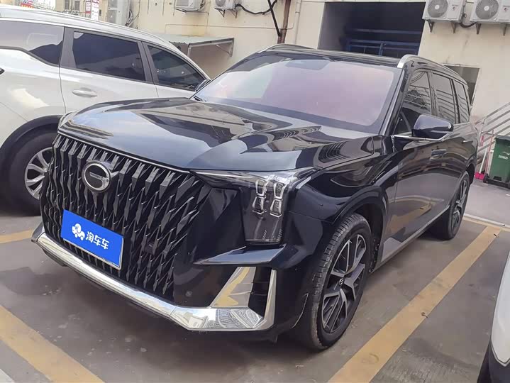 GAC Trumpchi GS8 2022 2022款 双擎系列 2.0TM 四驱尊贵版 （六座）