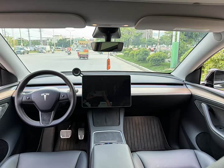 Фото 5 - Tesla Model Y