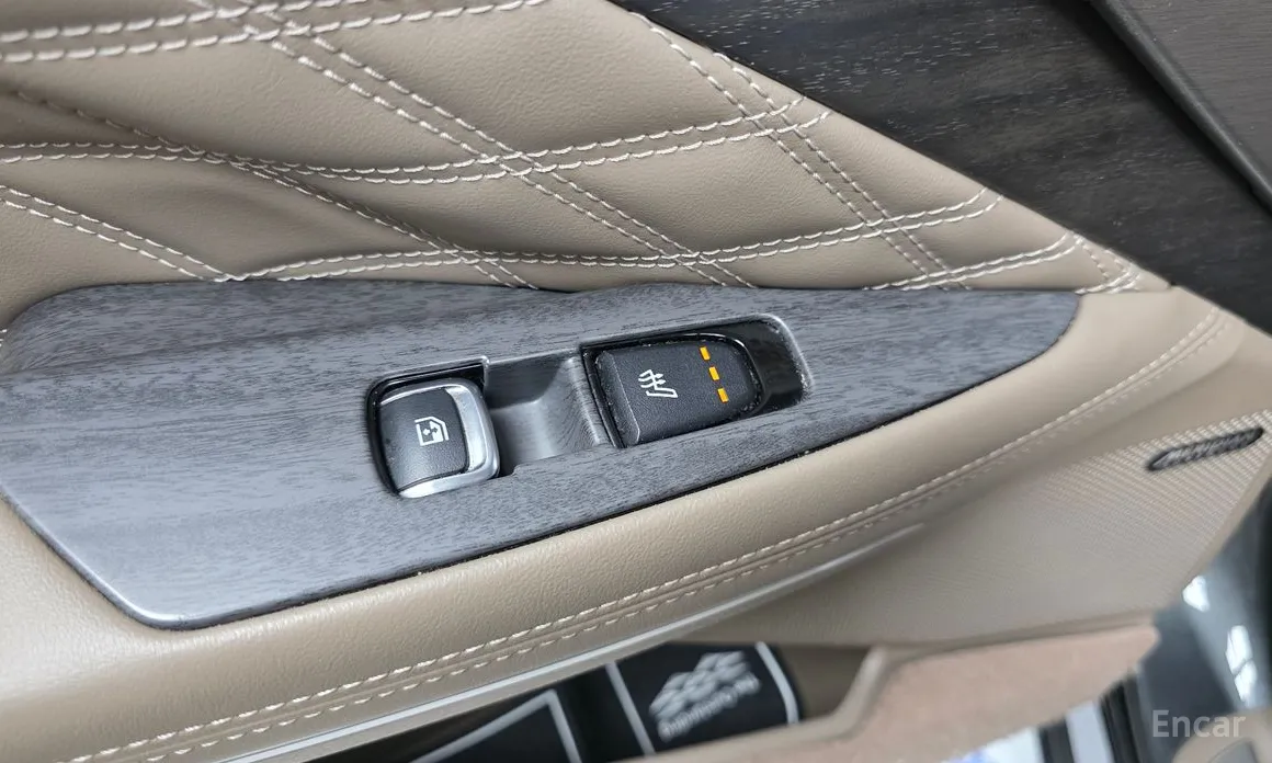 Photo 18 - Kia K8