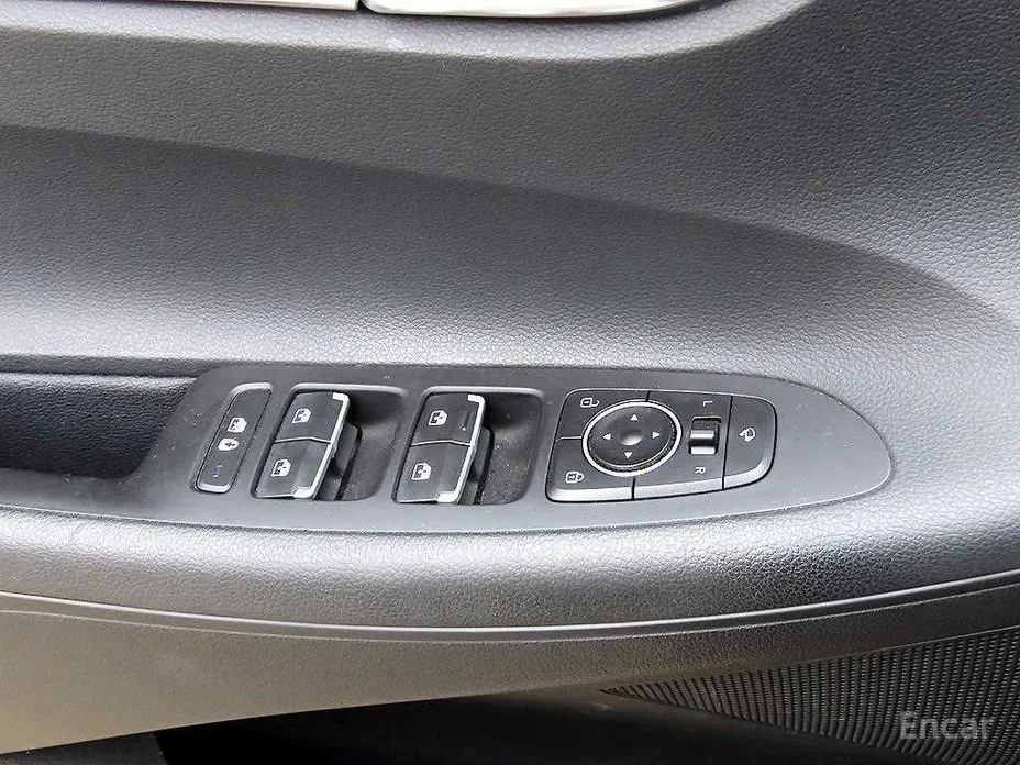 Фото 12 - Hyundai Grandeur