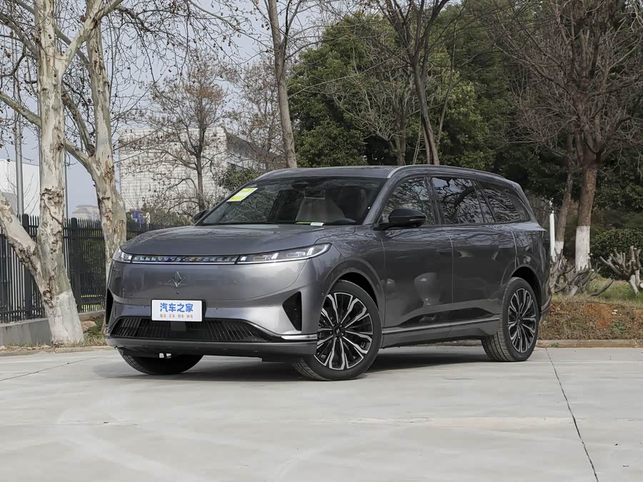 Dongfeng Yipai eπ 008 2026 2026款 六座纯电行政版