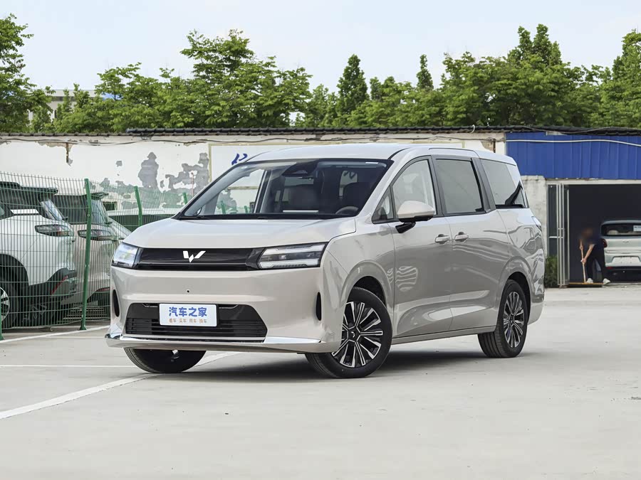 2026 Wuling Starlight 730 Hybrid/EV