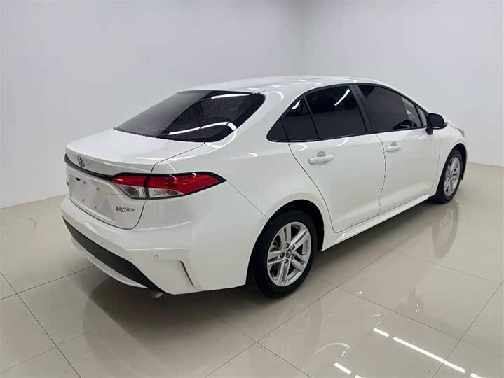 Фото 4 - Toyota Levin