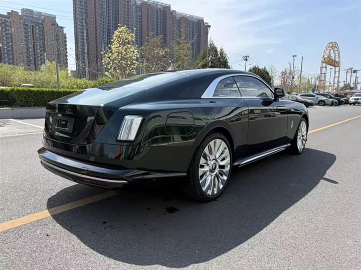 Rolls-Royce Spectre 2024 2024款 标准型