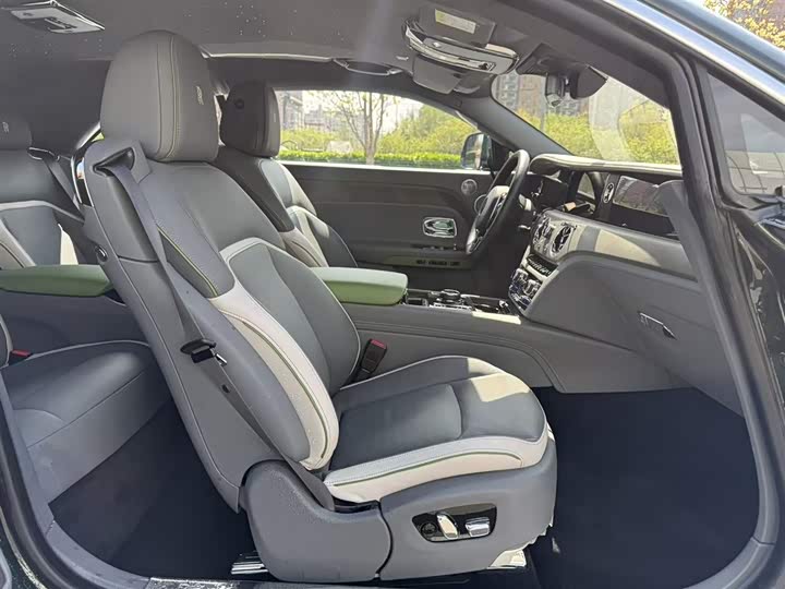 Rolls-Royce Spectre 2024 2024款 标准型