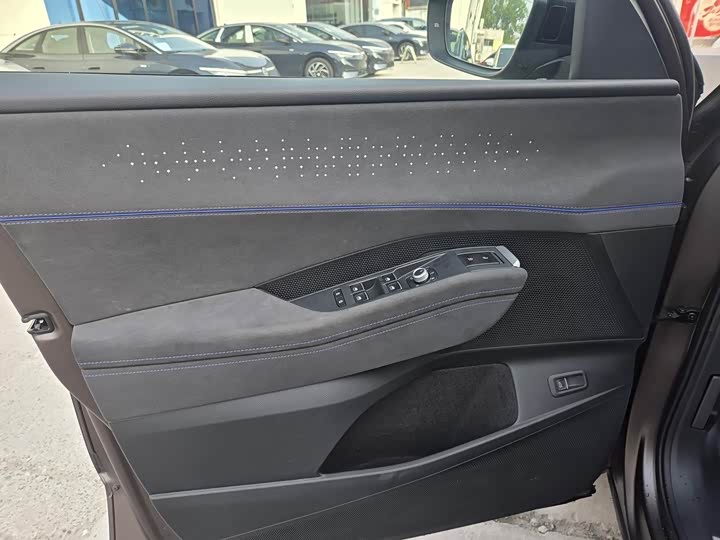 Фото 9 - Volkswagen Teramont Pro