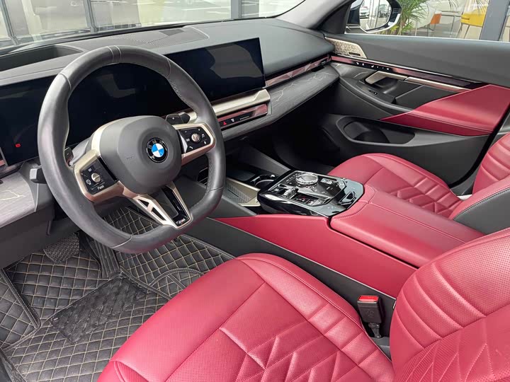 Фото 7 - BMW 5 Series