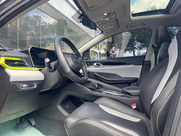 Geely Coolray 2022 2022款 缤越COOL 1.5TD DCT热擎版