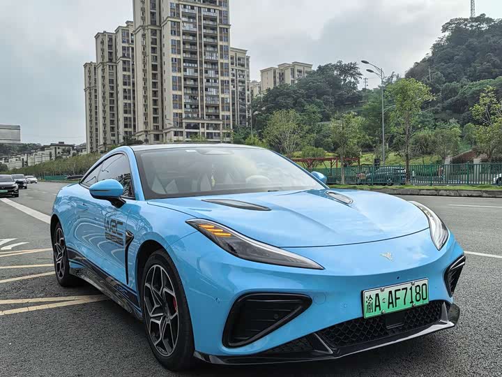 Hozon GT 2023 2023款 580 AWD 运动版