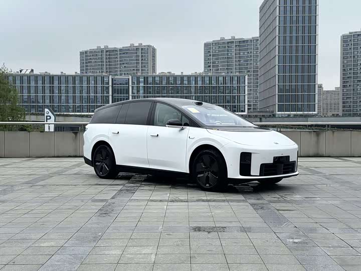 LiXiang i8 2025 2025款 标准版