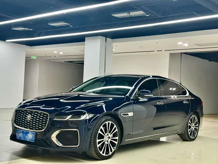 Zdjęcie 1 - Jaguar XF L