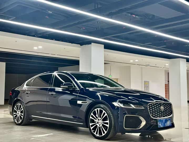 Zdjęcie 3 - Jaguar XF L