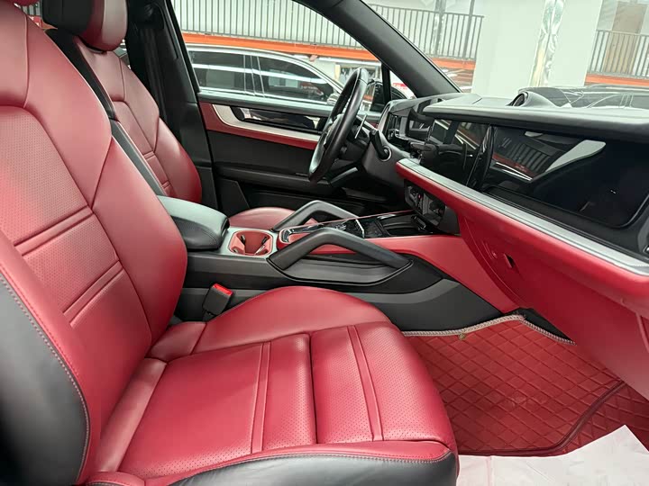 Фото 4 - Porsche Cayenne