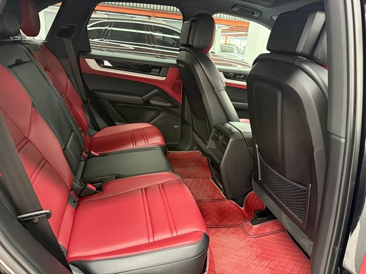 Фото 6 - Porsche Cayenne
