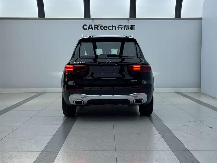 Фото 4 - Mercedes-Benz GLB-Class