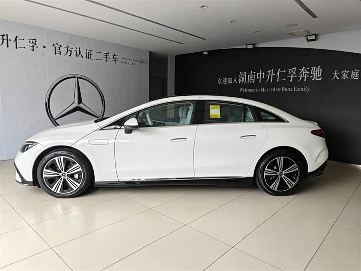 2026 Mercedes-Benz EQE