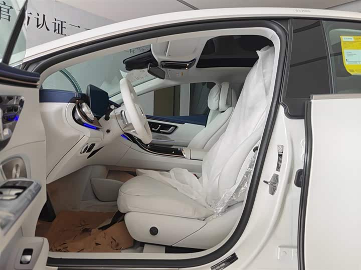 Фото 7 - Mercedes-Benz EQE