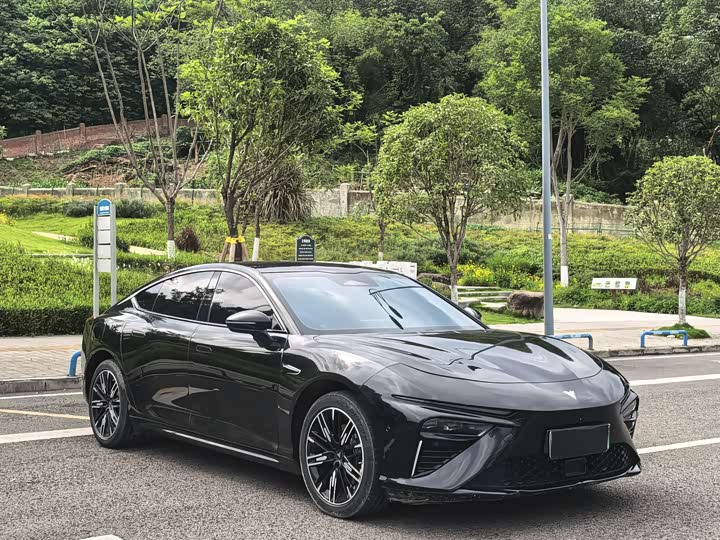 Hozon S 2022 2022款 增程版 1160km 后驱中版