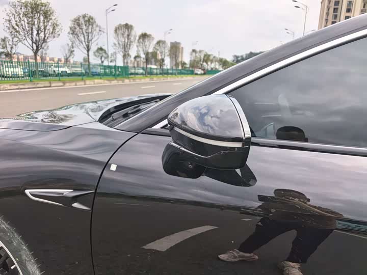 Hozon S 2022 2022款 增程版 1160km 后驱中版