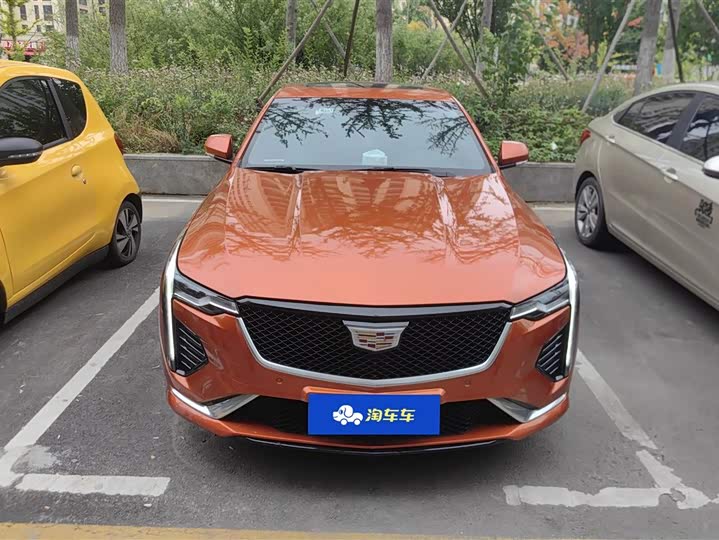 Фото 2 - Cadillac CT4