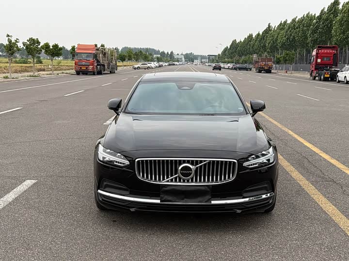 Zdjęcie 2 - Volvo S90
