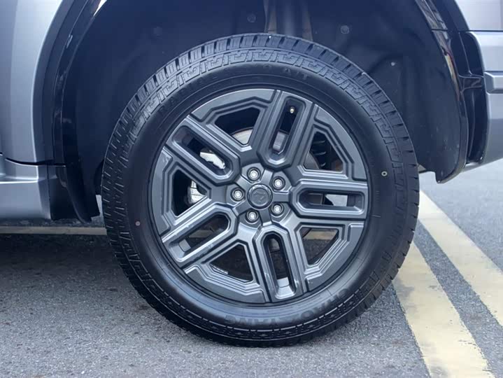 Jetour T2 2025 2025款 2.0TD DCT 四驱星际卫士