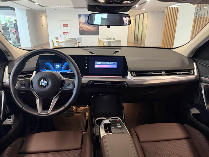 BMW X2 2025 2025款 sDrive25i M运动套装