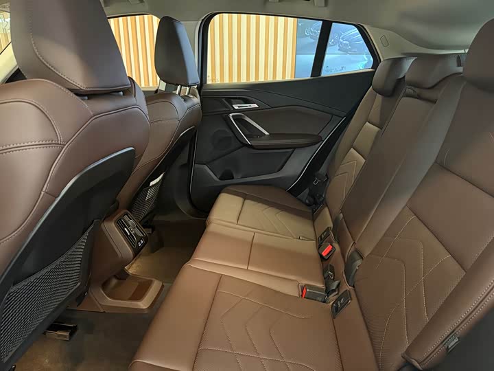 BMW X2 2025 2025款 sDrive25i M运动套装