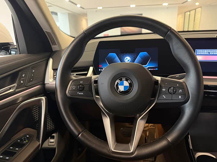 BMW X2 2025 2025款 sDrive25i M运动套装