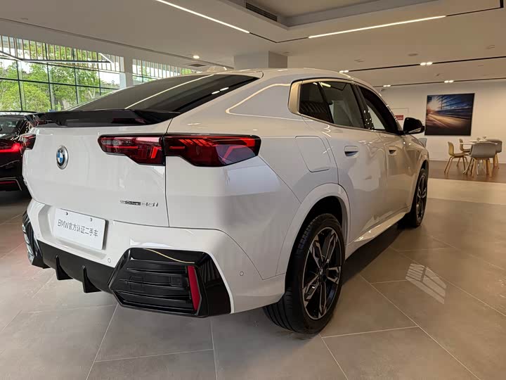 BMW X2 2025 2025款 sDrive25i M运动套装